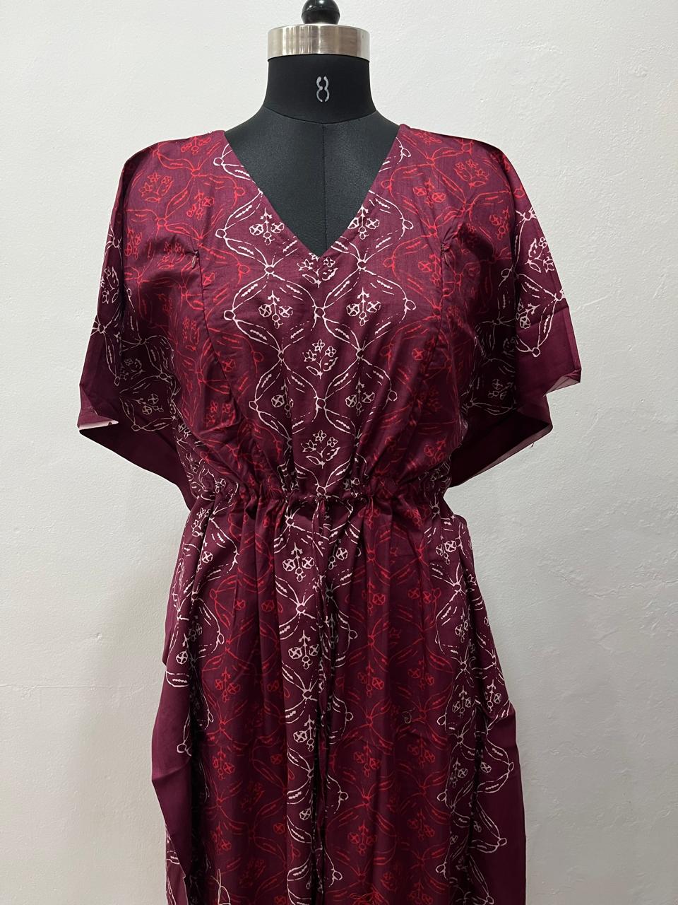 Feeding kaftan main image 1