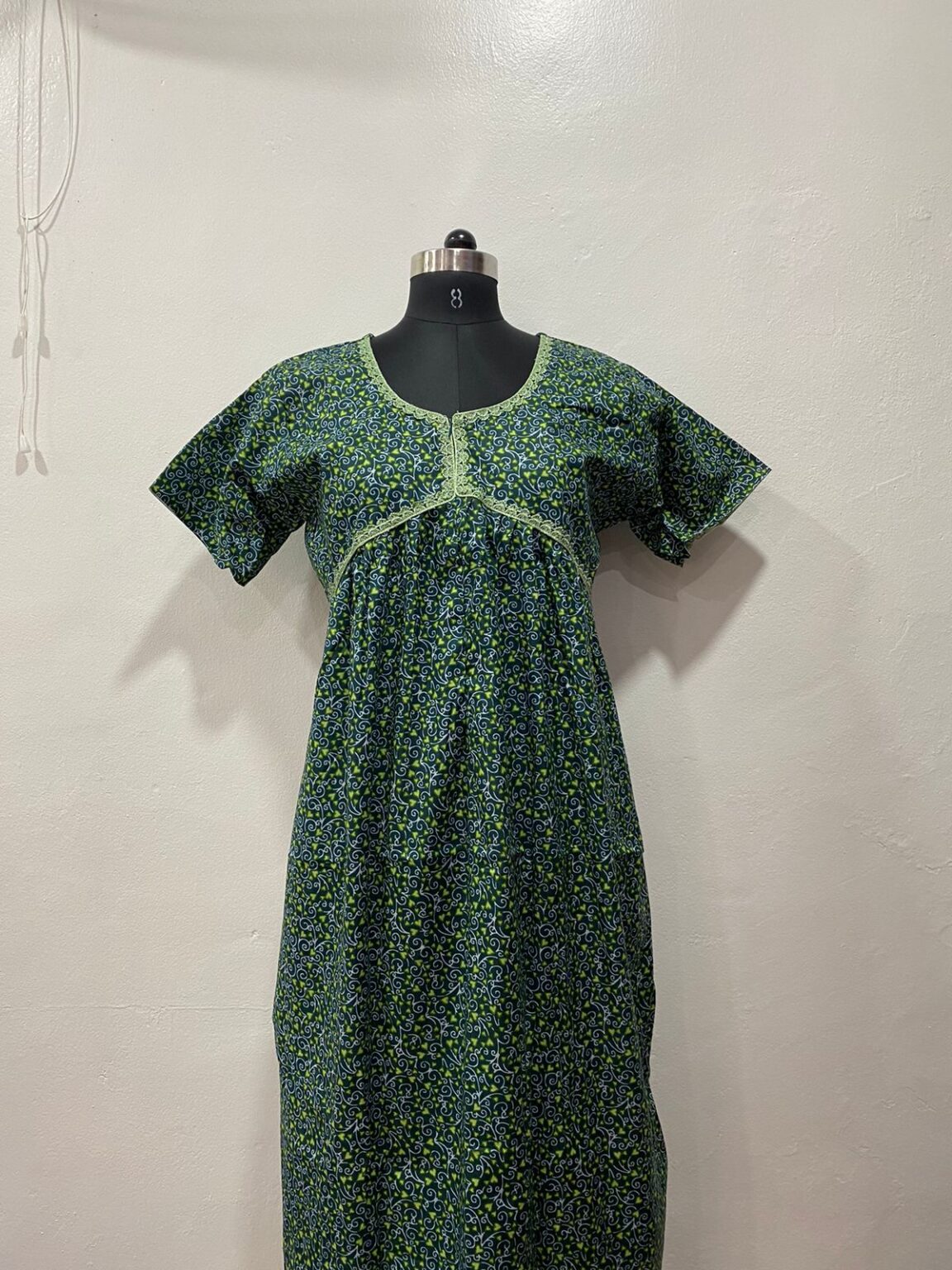 ALIA CUT LONG ZIP FEEDING SHORT NIGHTY