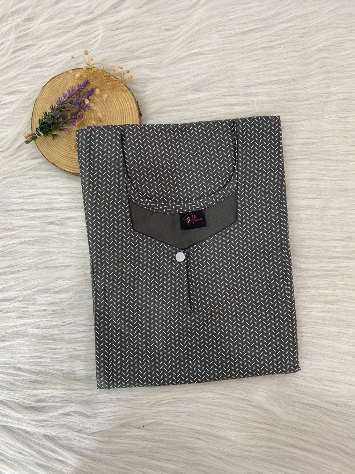 PURE COTTON BOTH SIDE VERTICAL ZIP FEEDING NIGHTY