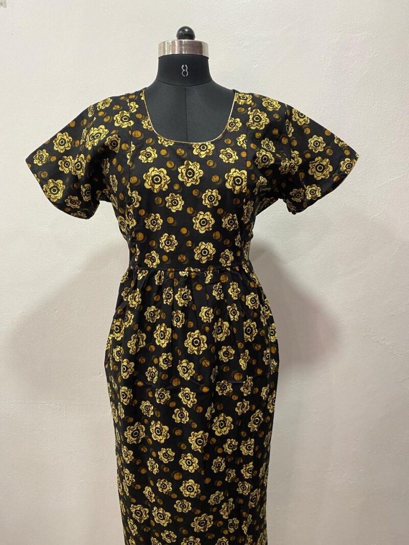 FEEDING FROCK WITH SIDE POCKET