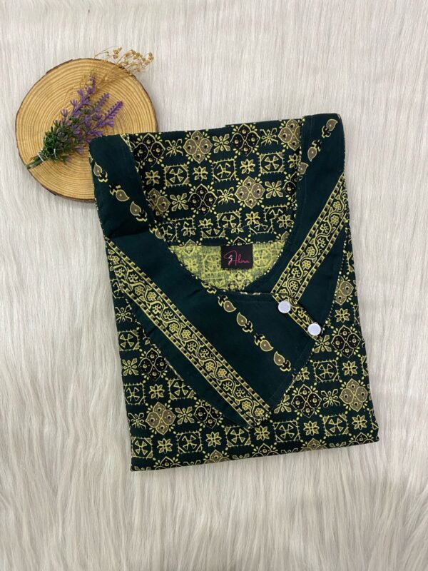 V-Neck Side Button Nighty