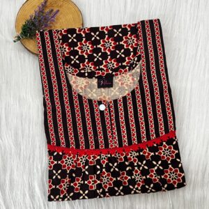 FRONT PLEATED LACE NIGHTY