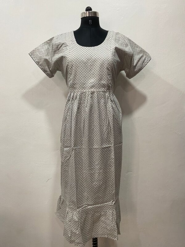 FEEDING FROCK WITH SIDE POCKET