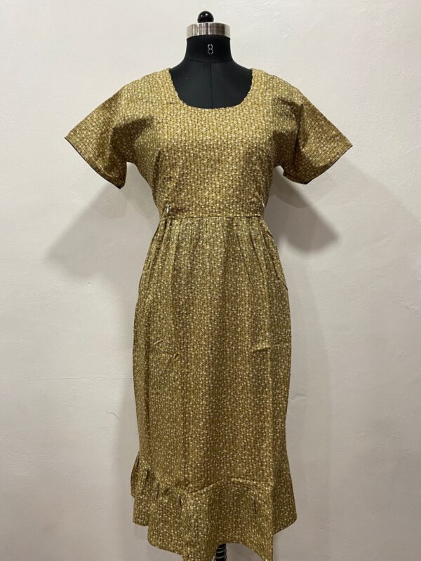 FEEDING FROCK WITH SIDE POCKET