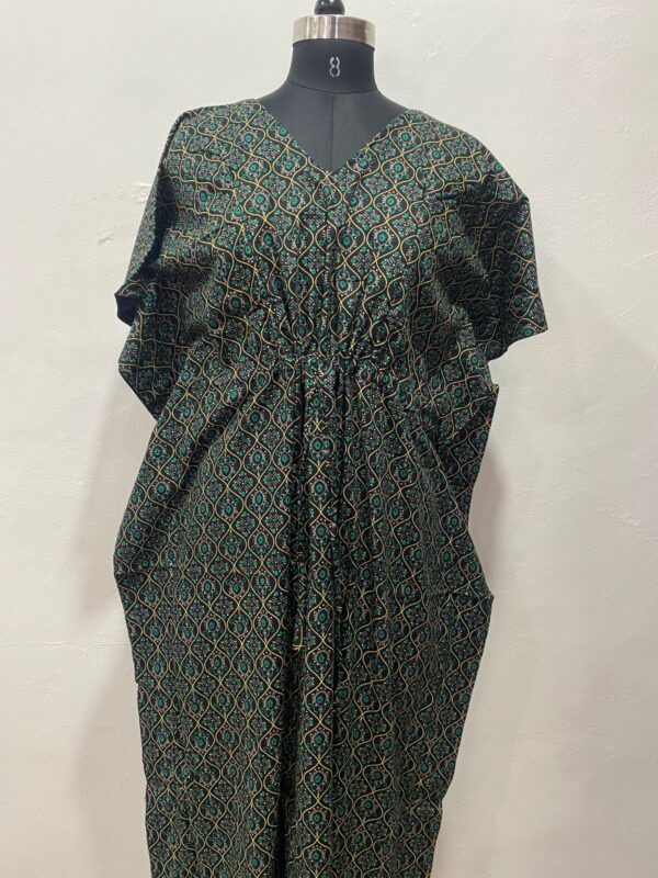 FEEDING KAFTAN NIGHTY