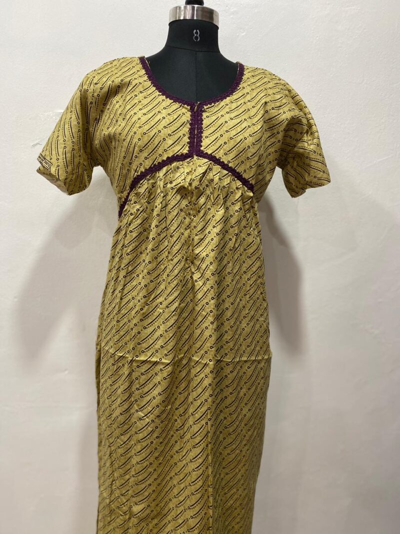 ALIA CUT LONG ZIP FEEDING SHORT NIGHTY