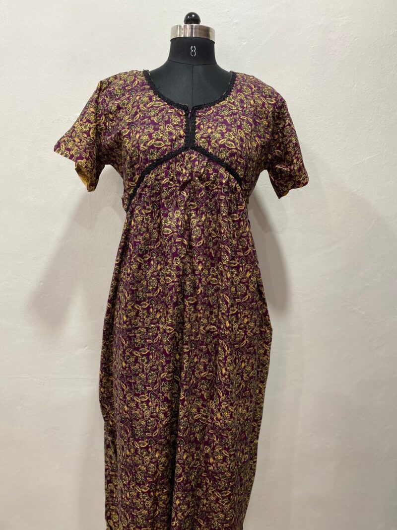 ALIA CUT LONG ZIP FEEDING SHORT NIGHTY