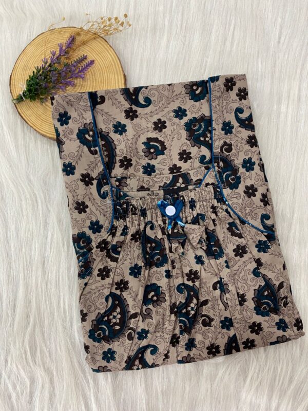 Front Elastic Pleated Nighty
