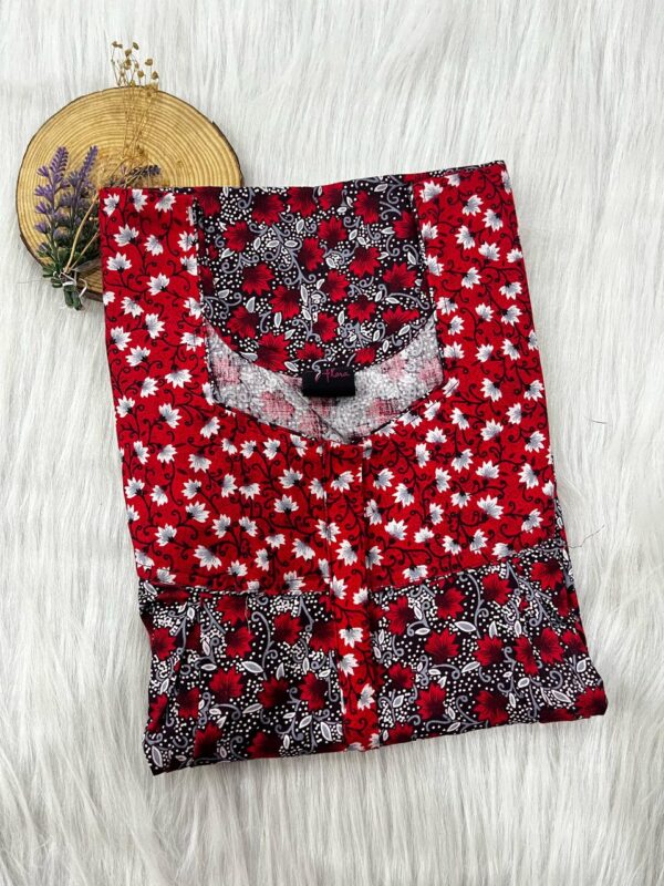 Cotton Feeding Nighty With Two Side Vertical Zip and Single Centre Zip