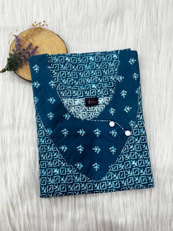 V-Neck Side Button Nighty