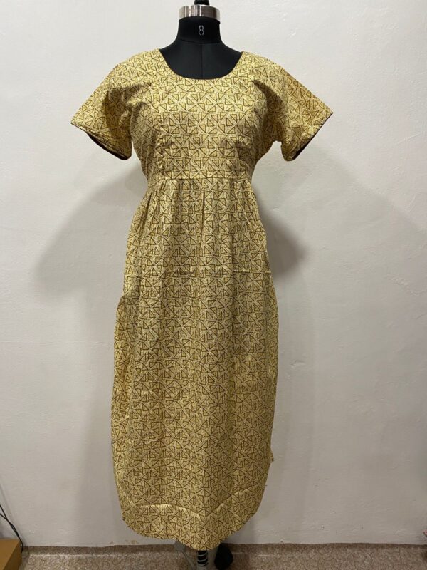 FEEDING FROCK WITH SIDE POCKET