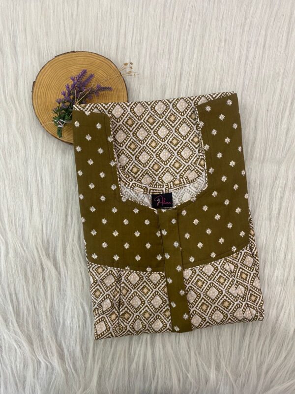 Cotton Feeding Nighty With Two Side Vertical Zip and Single Centre Zip