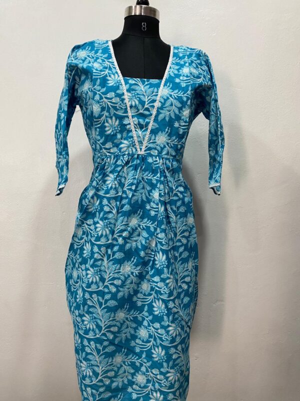 Muslin Cotton Flared Feeding Kurti (Copy)