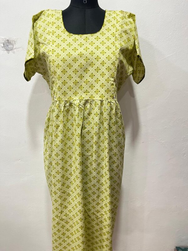 FEEDING FROCK WITH SIDE POCKET