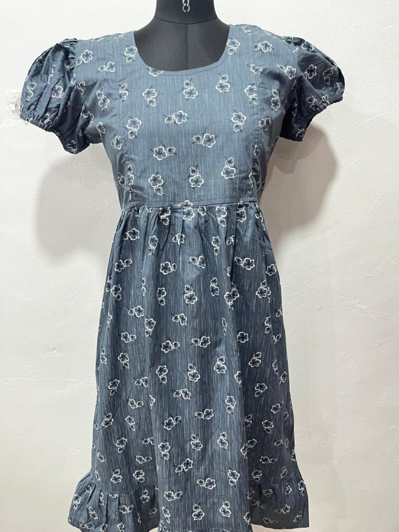 PURE COTTON FEEDING FROCK WITH SIDE POCKET