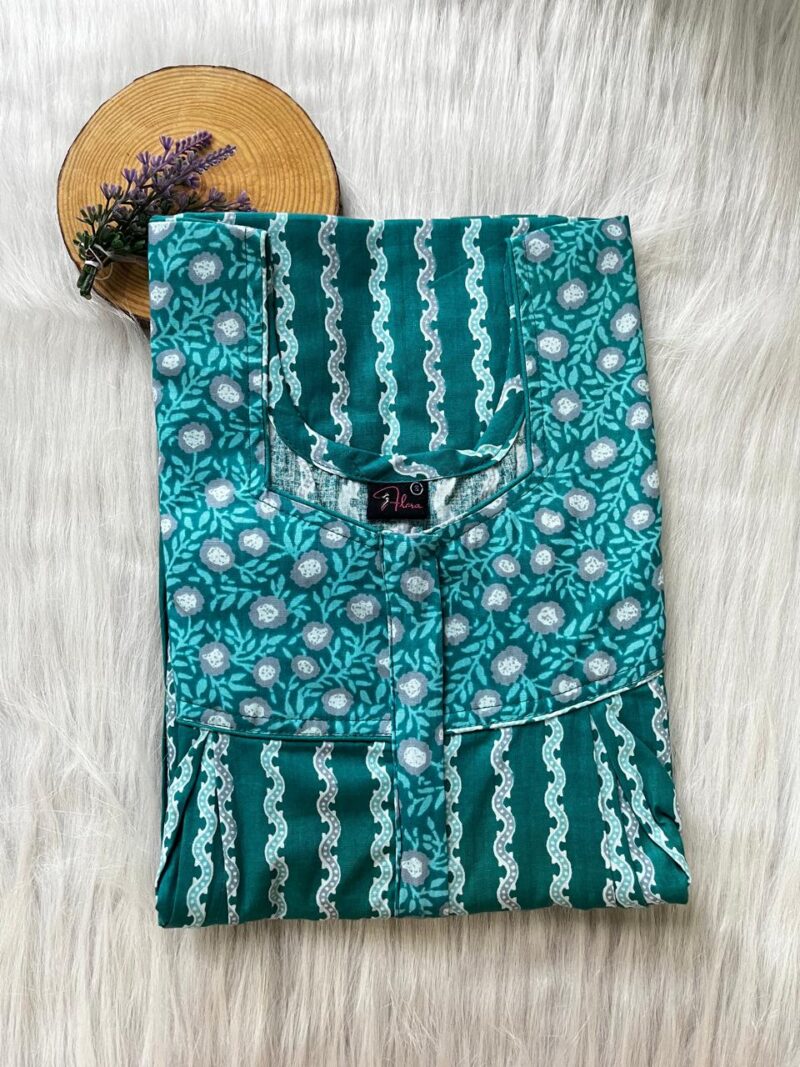 Cotton Feeding Nighty With Two Side Vertical Zip and Single Centre Zip