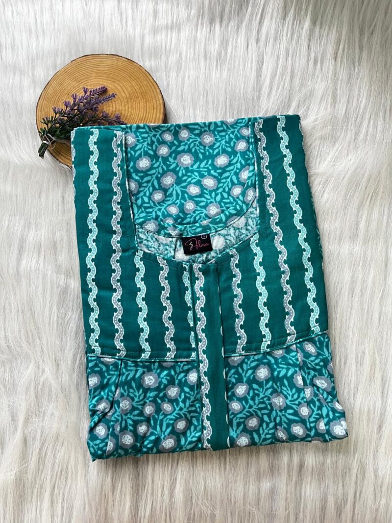 Cotton Feeding Nighty With Two Side Vertical Zip and Single Centre Zip