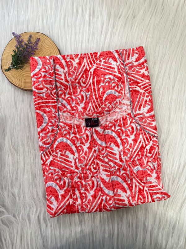 PLUS SIZE FRONT PLEATED ZIP NIGHTY