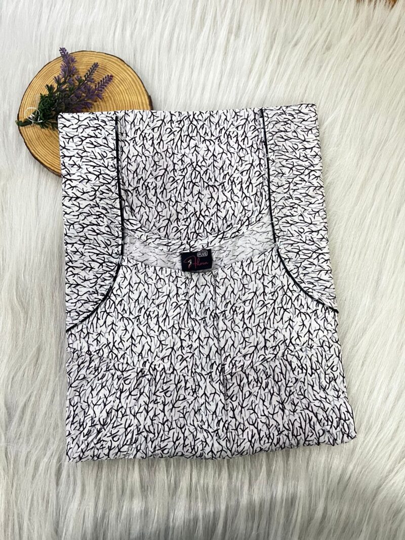 PLUS SIZE FRONT PLEATED ZIP NIGHTY