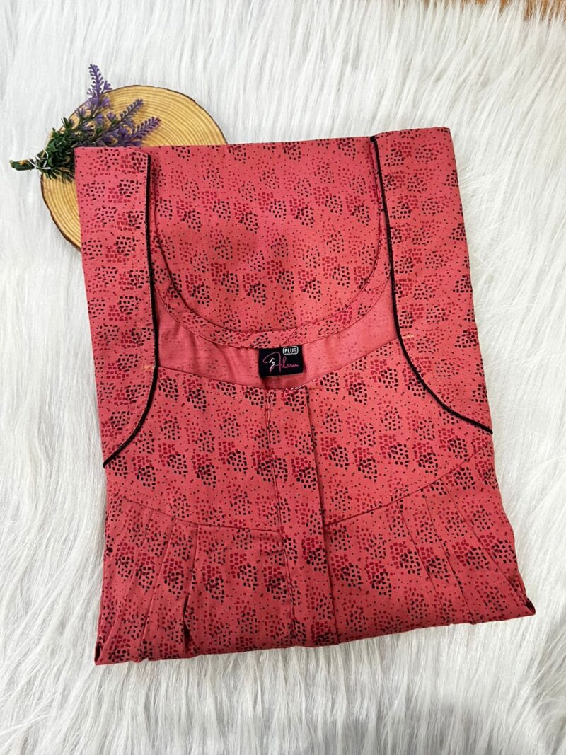 PLUS SIZE FRONT PLEATED ZIP NIGHTY