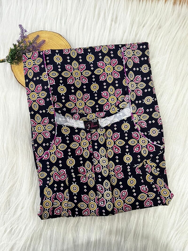 PLUS SIZE FRONT PLEATED ZIP NIGHTY