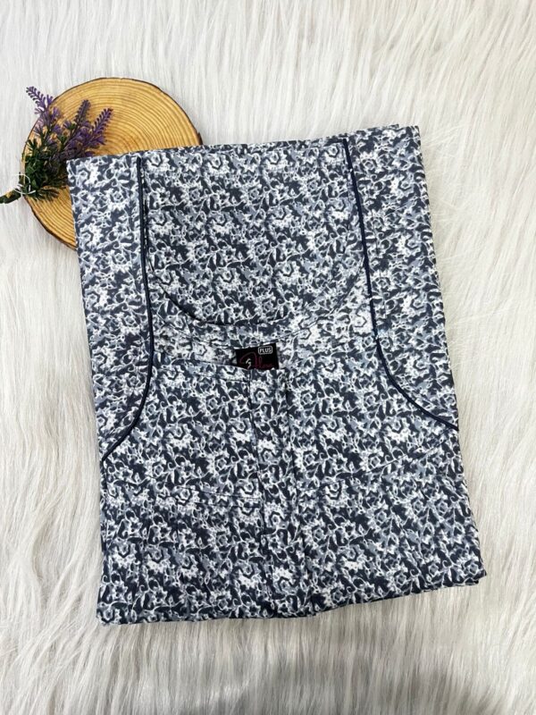 PLUS SIZE FRONT PLEATED ZIP NIGHTY