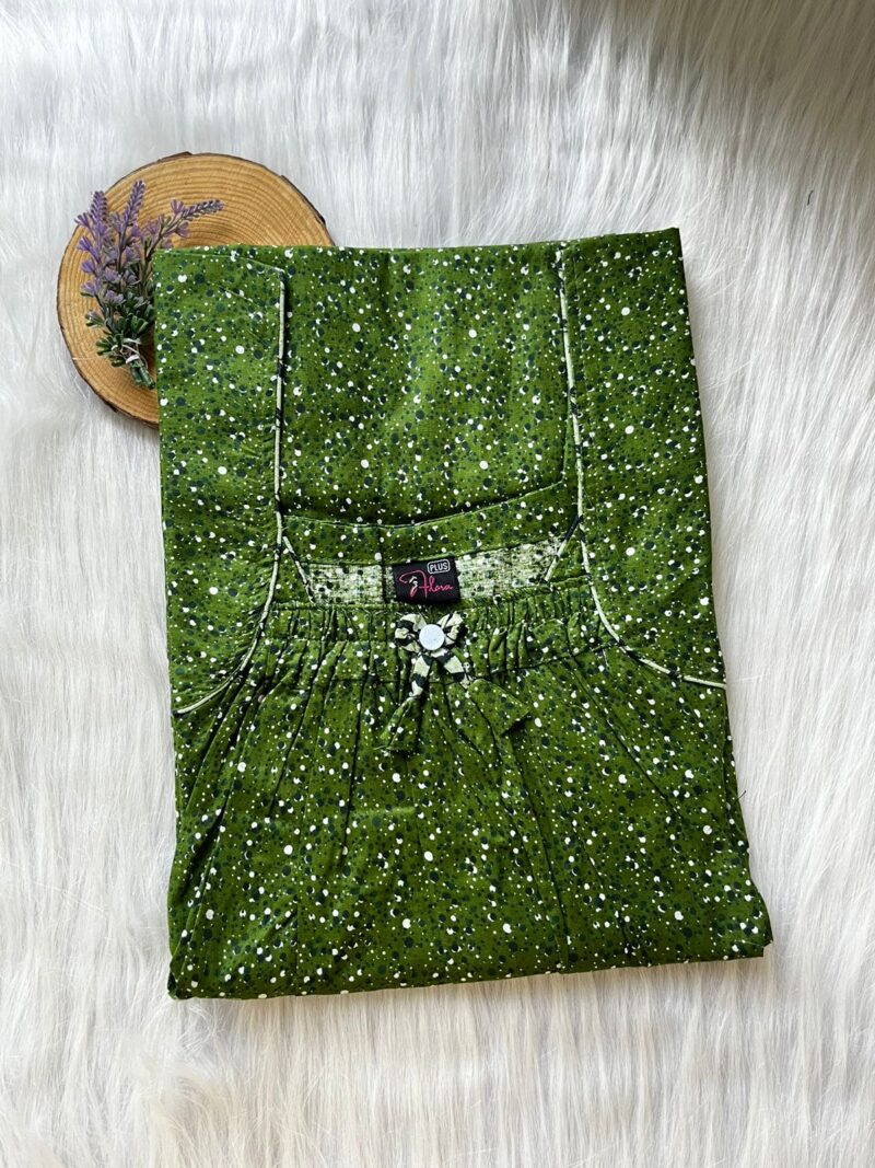 Plus Size Front Elastic Pleated Nighty