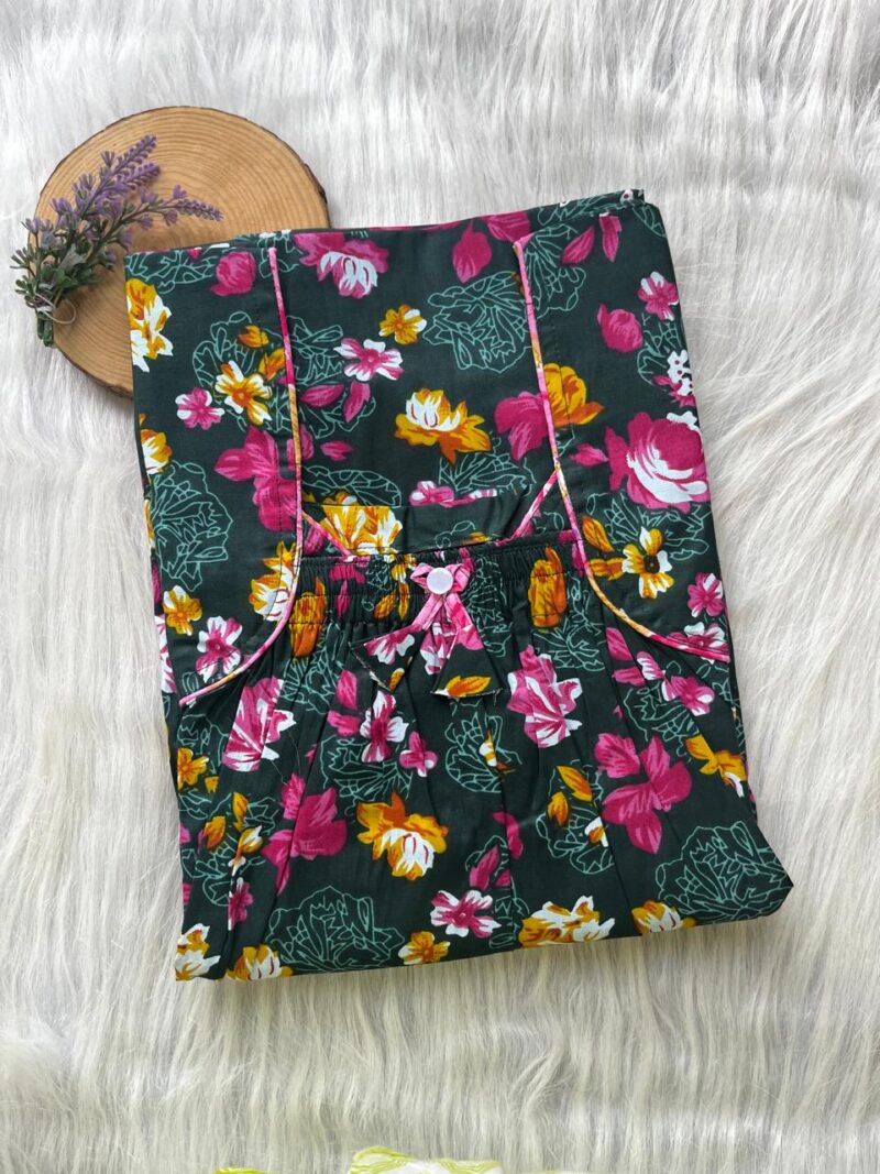 Front Elastic Pleated Nighty