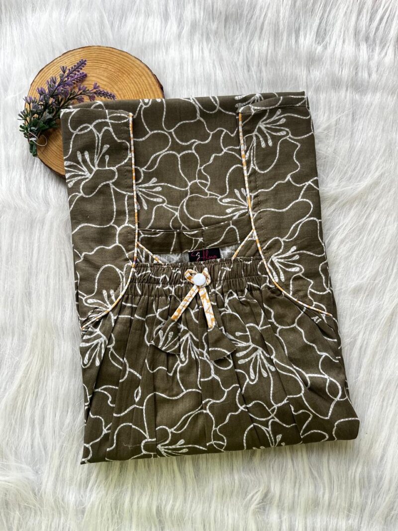 Front Elastic Pleated Nighty