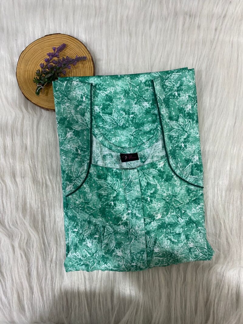 FRONT PLEATED ZIP NIGHTY