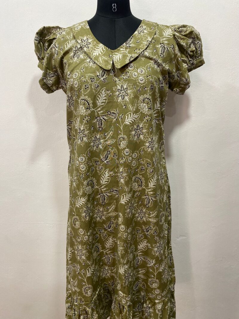 COTTON NON-FEEDING FROCK NIGHTY WITH PETER PAN COLLAR & PUFF SLEEVE