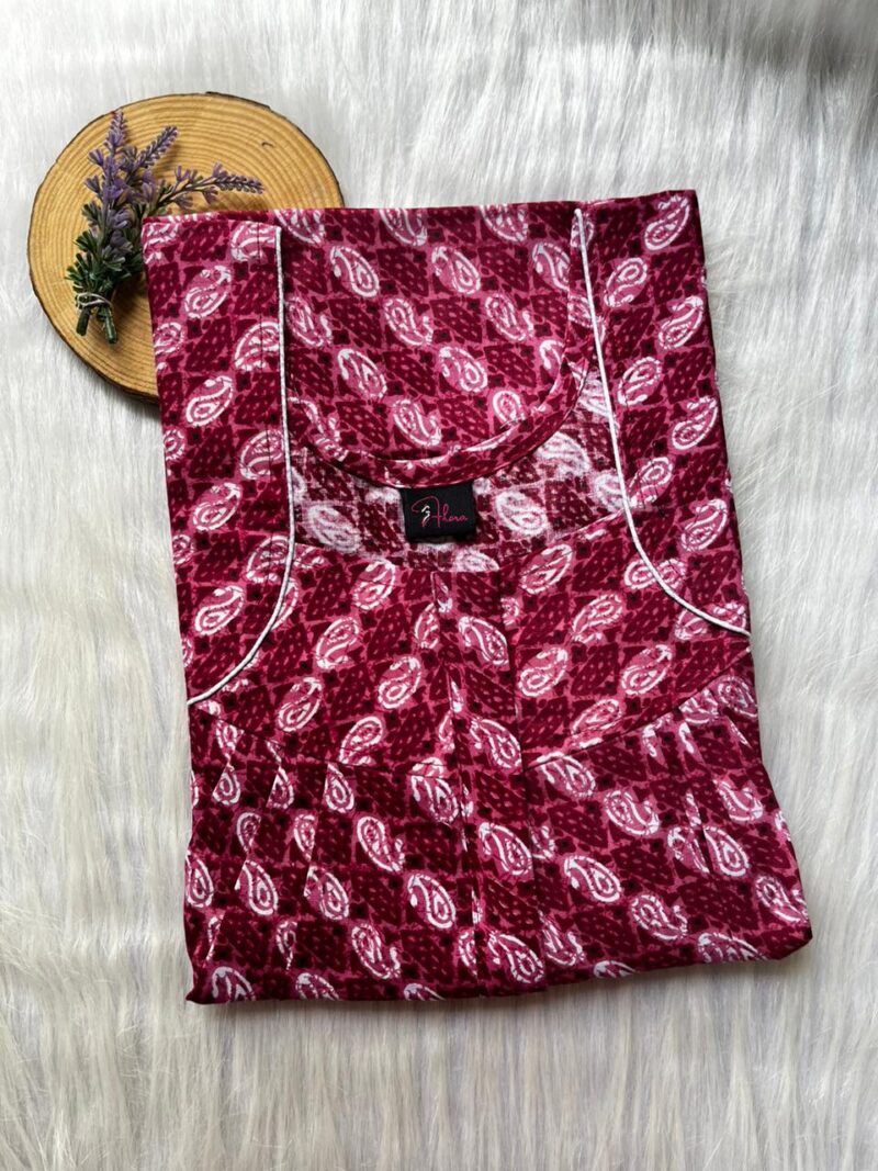 FRONT PLEATED ZIP NIGHTY