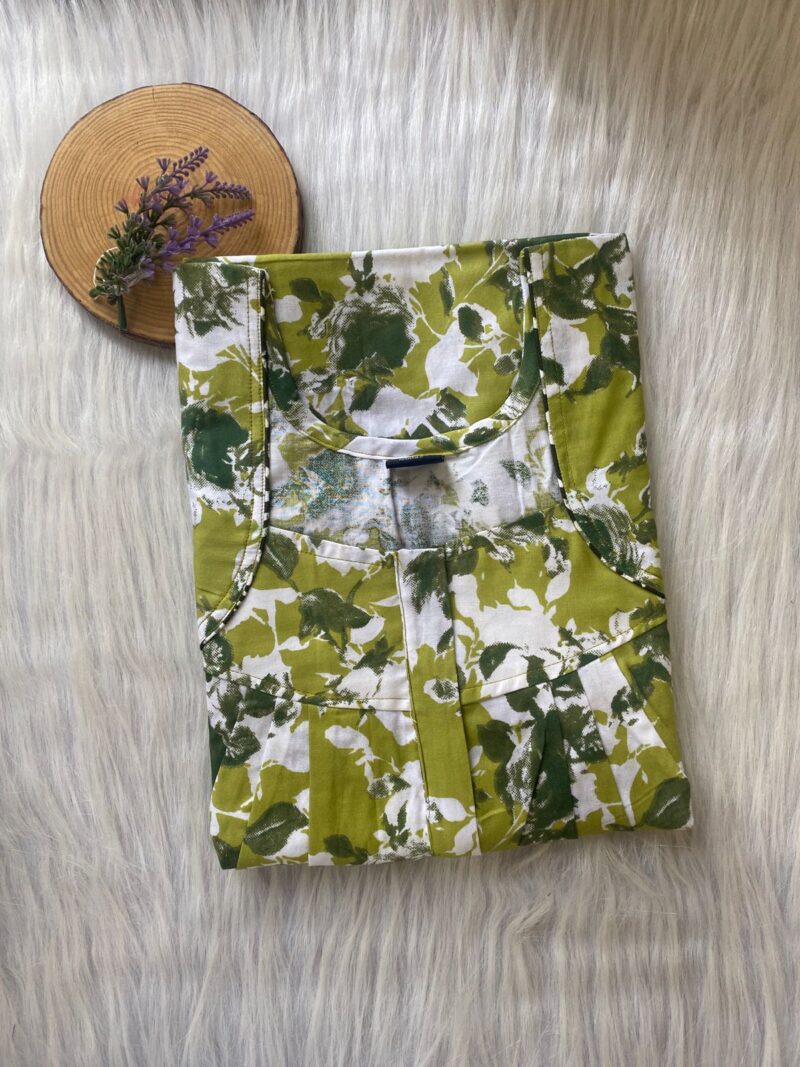 FRONT PLEATED ZIP NIGHTY