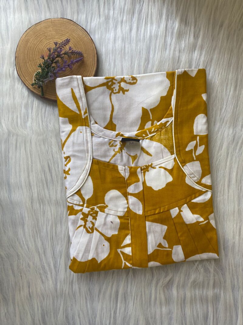 FRONT PLEATED ZIP NIGHTY