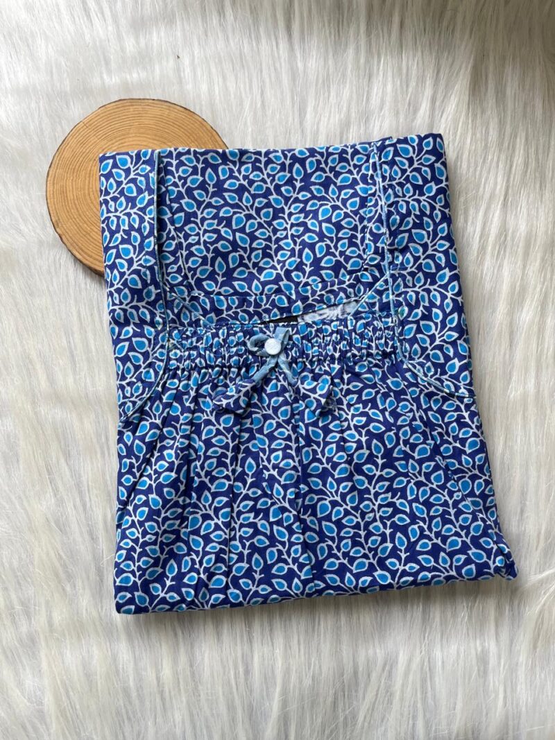 Front Elastic Pleated Nighty