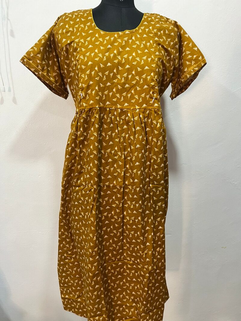 FEEDING FROCK WITH SIDE POCKET