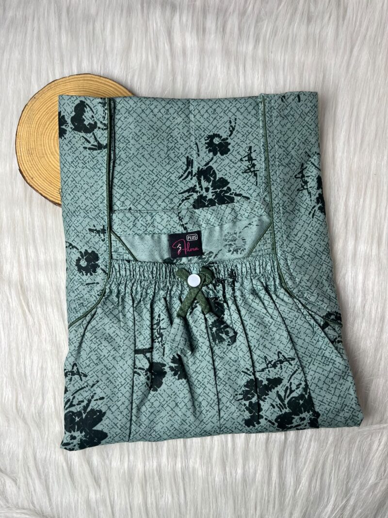 Plus Size Front Elastic Pleated Nighty
