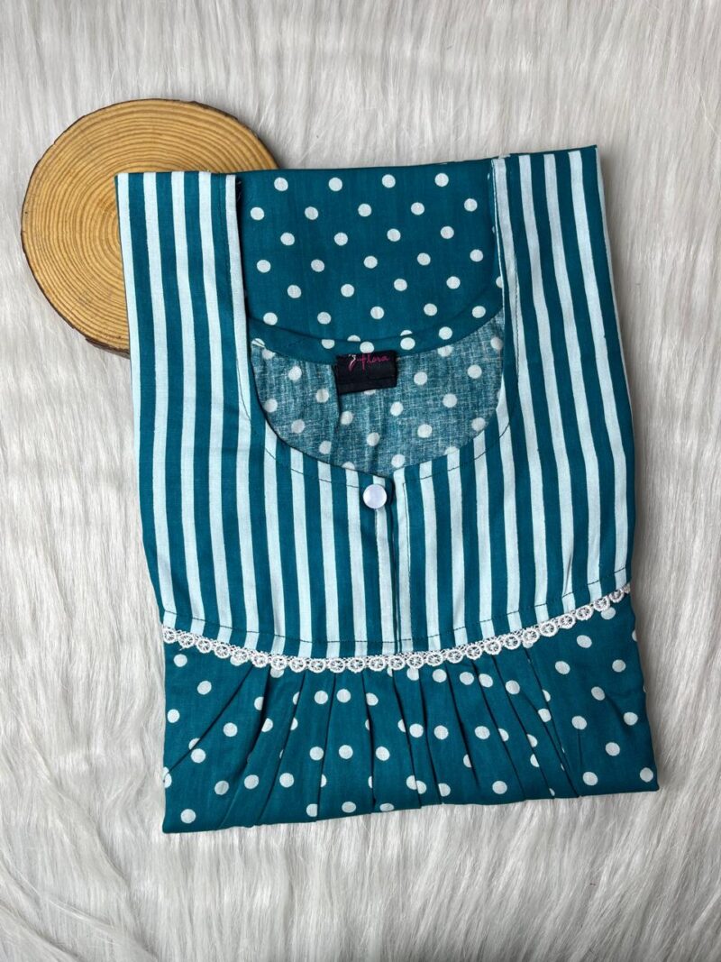 FRONT PLEATED LACE NIGHTY