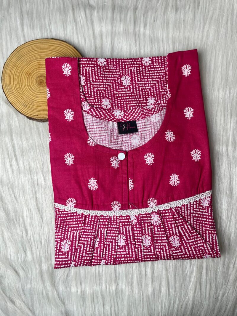 FRONT PLEATED LACE NIGHTY