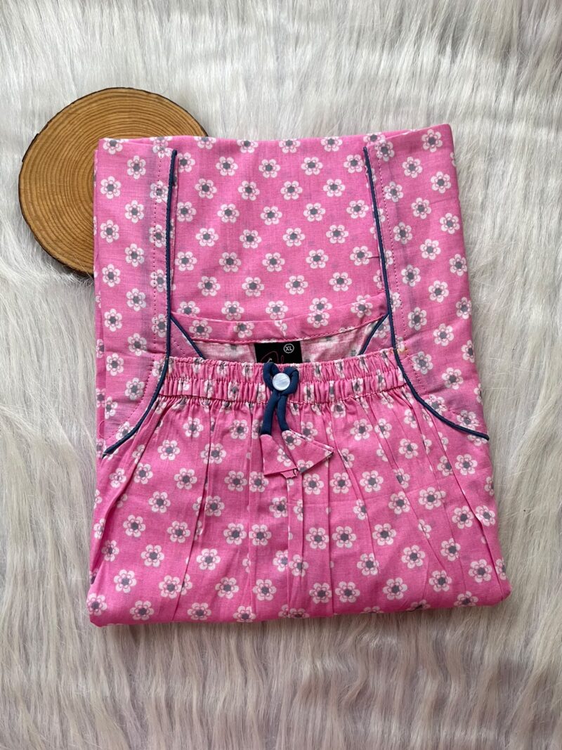 Plus Size Front Elastic Pleated Nighty